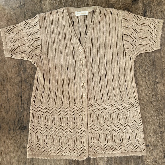 Vino Rouge Knit Button Up - Picture 2 of 6